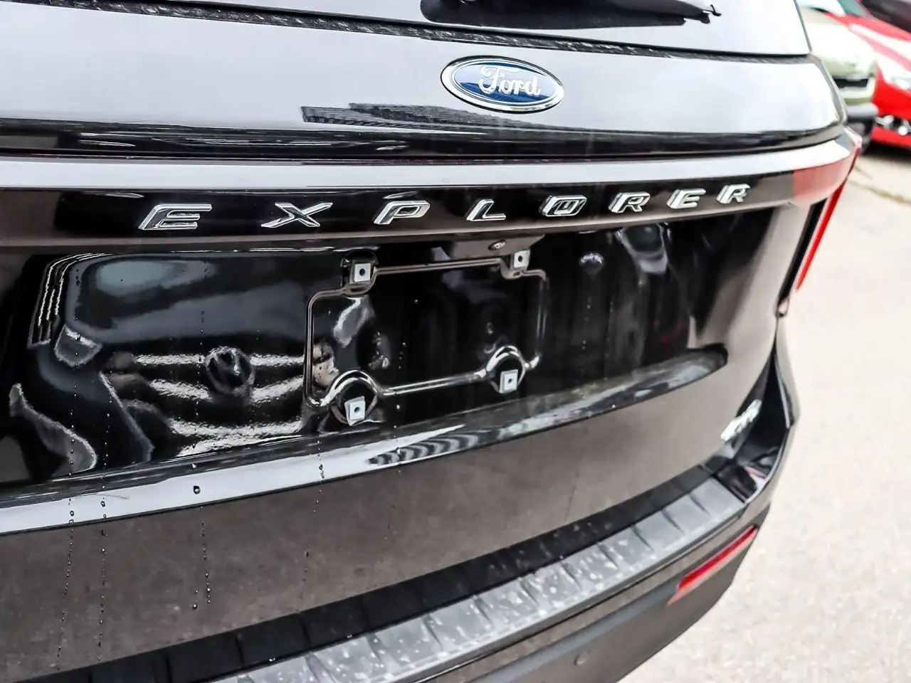 Ford Explorer снимка Ford Explorer