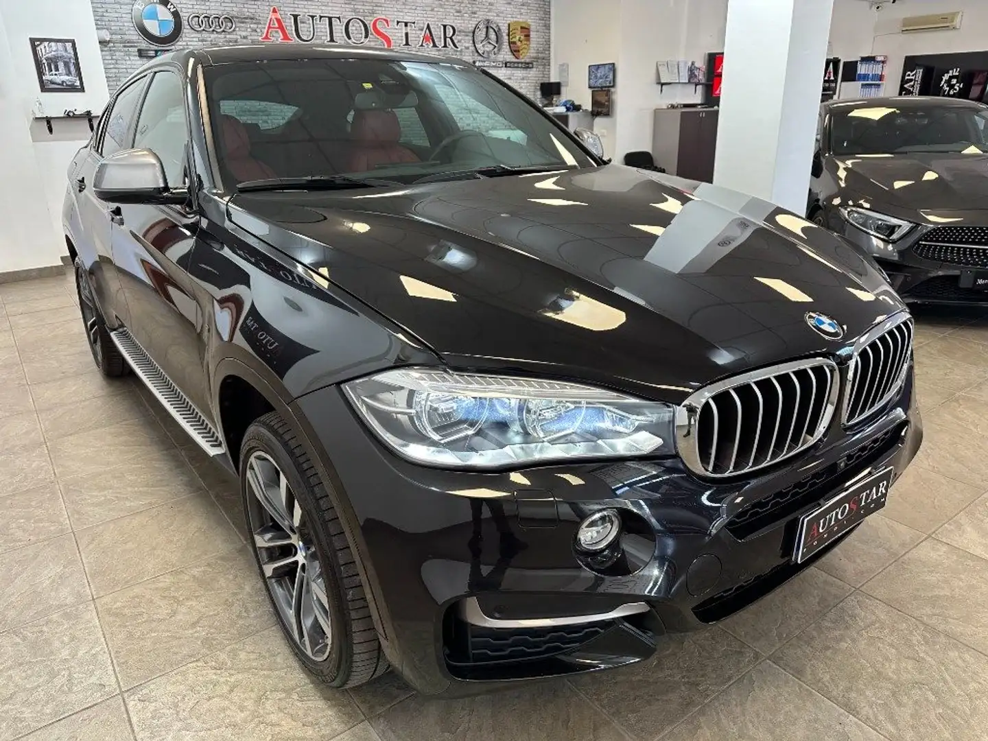 BMW X6 M50 d - MSPORT Schwarz - 2