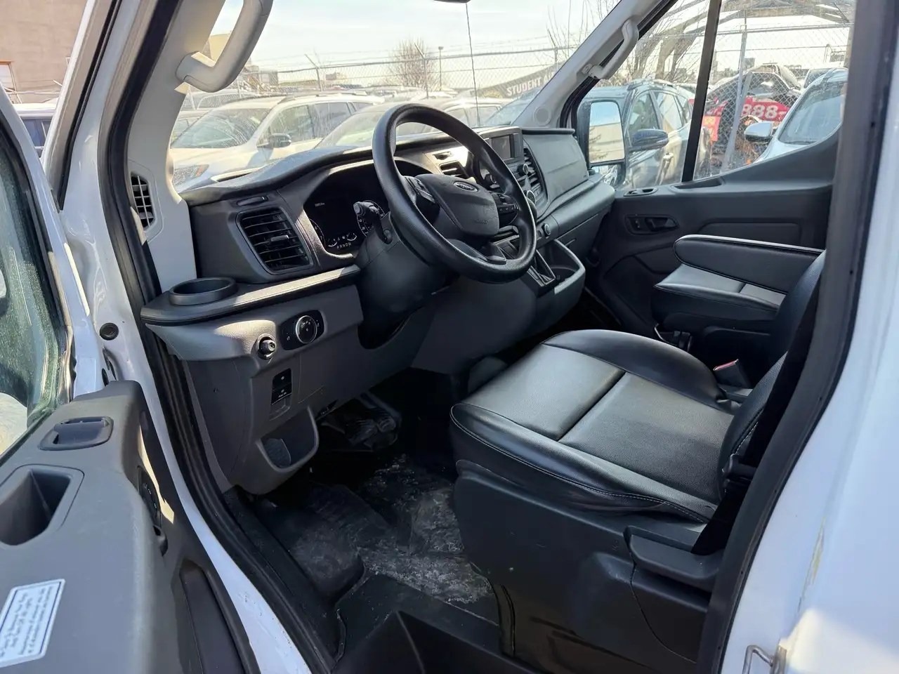 Ford Transit Cargo Van снимка Ford Transit Cargo Van