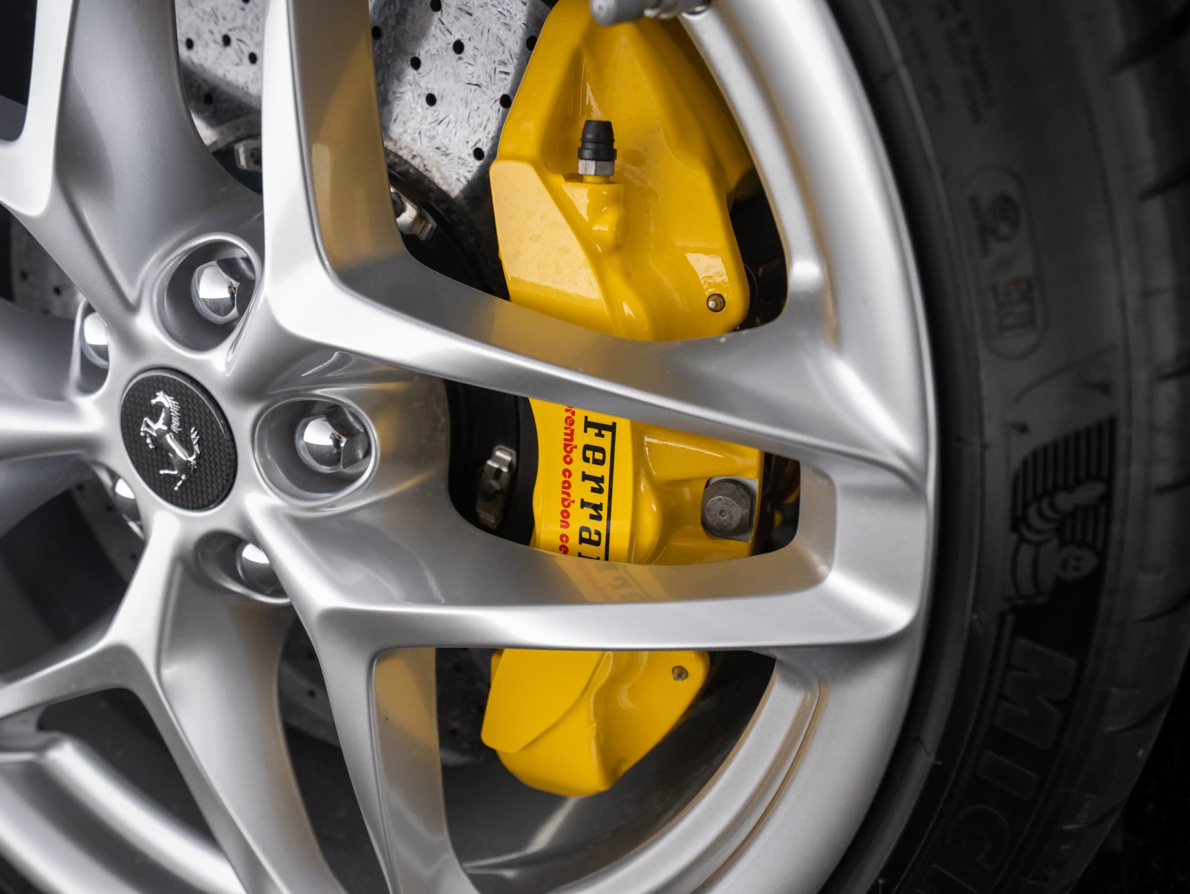 Ferrari Roma FERRARI SINGEN — photo 13