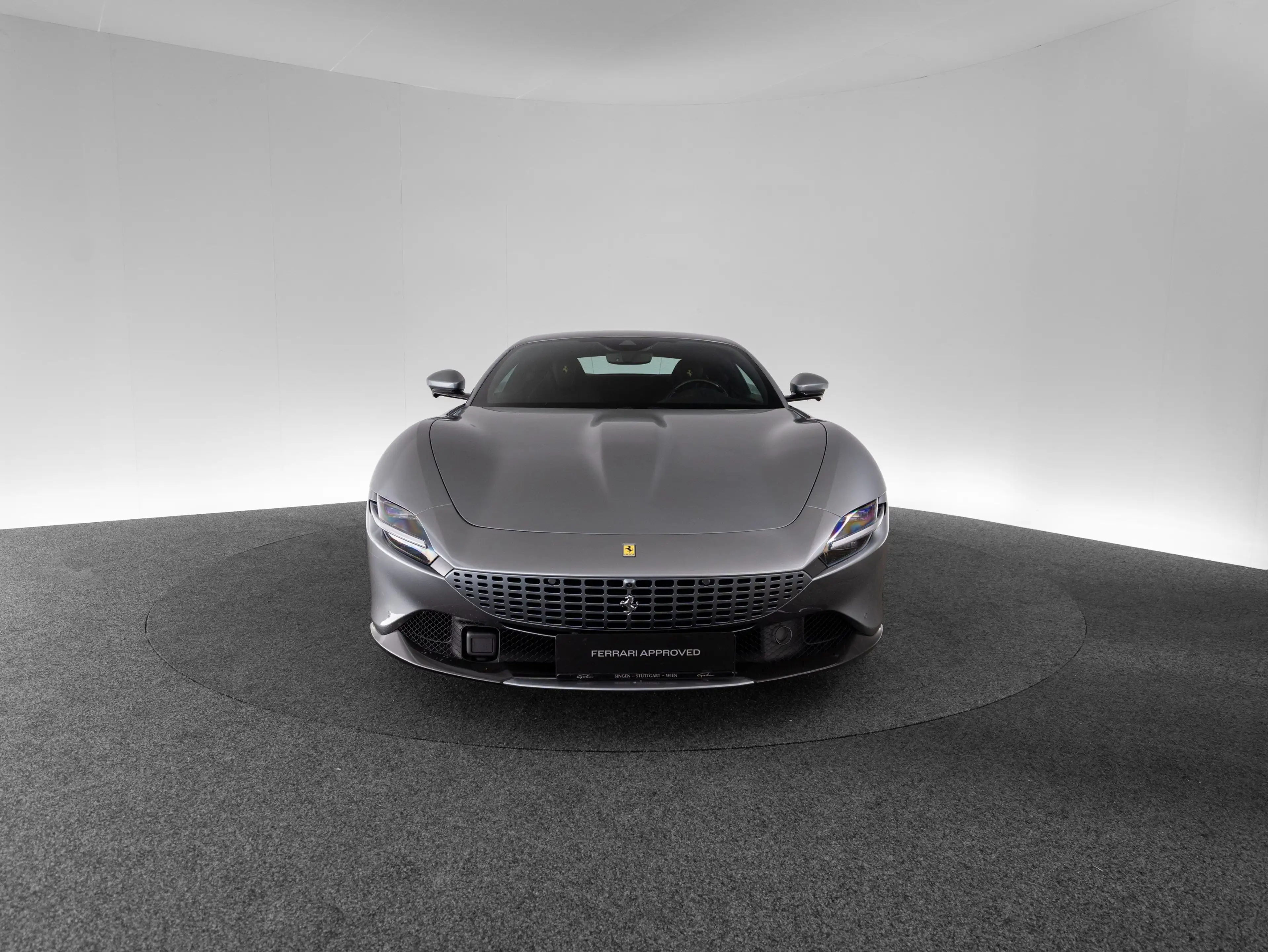 Ferrari Roma FERRARI SINGEN — photo 2