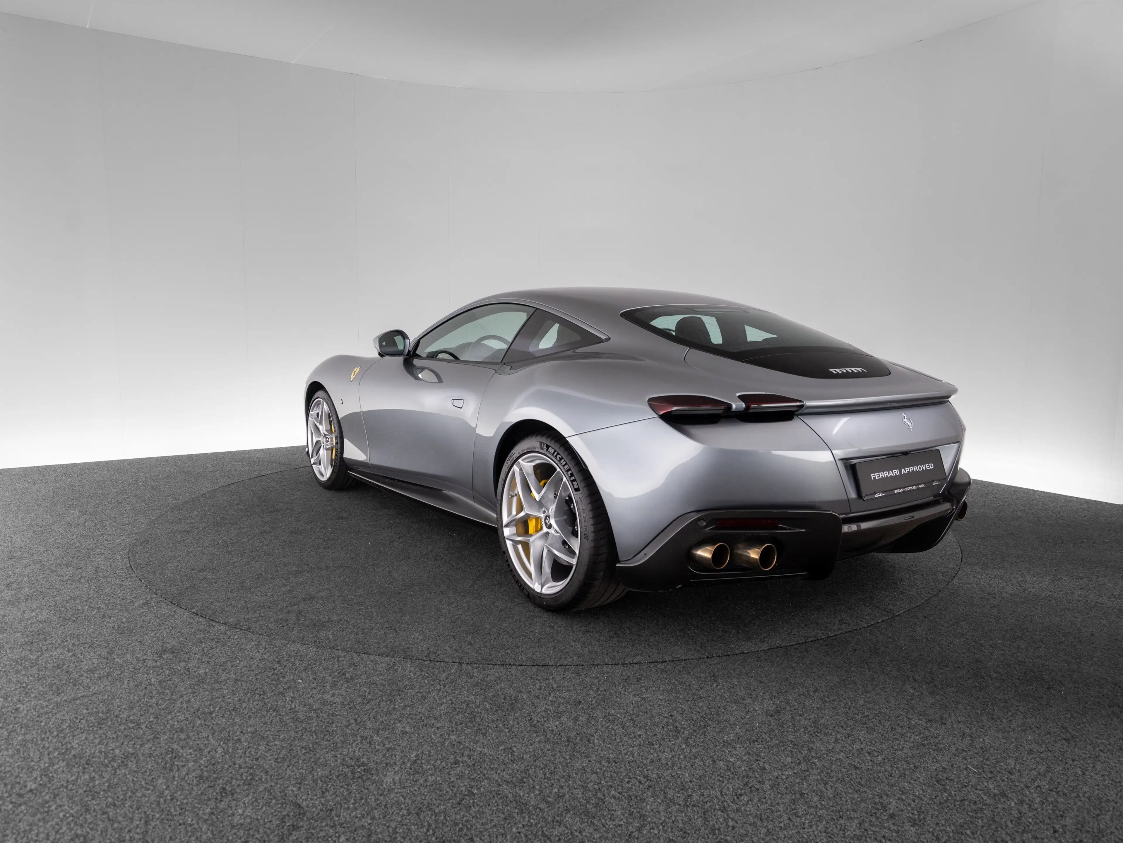 Ferrari Roma FERRARI SINGEN — photo 7