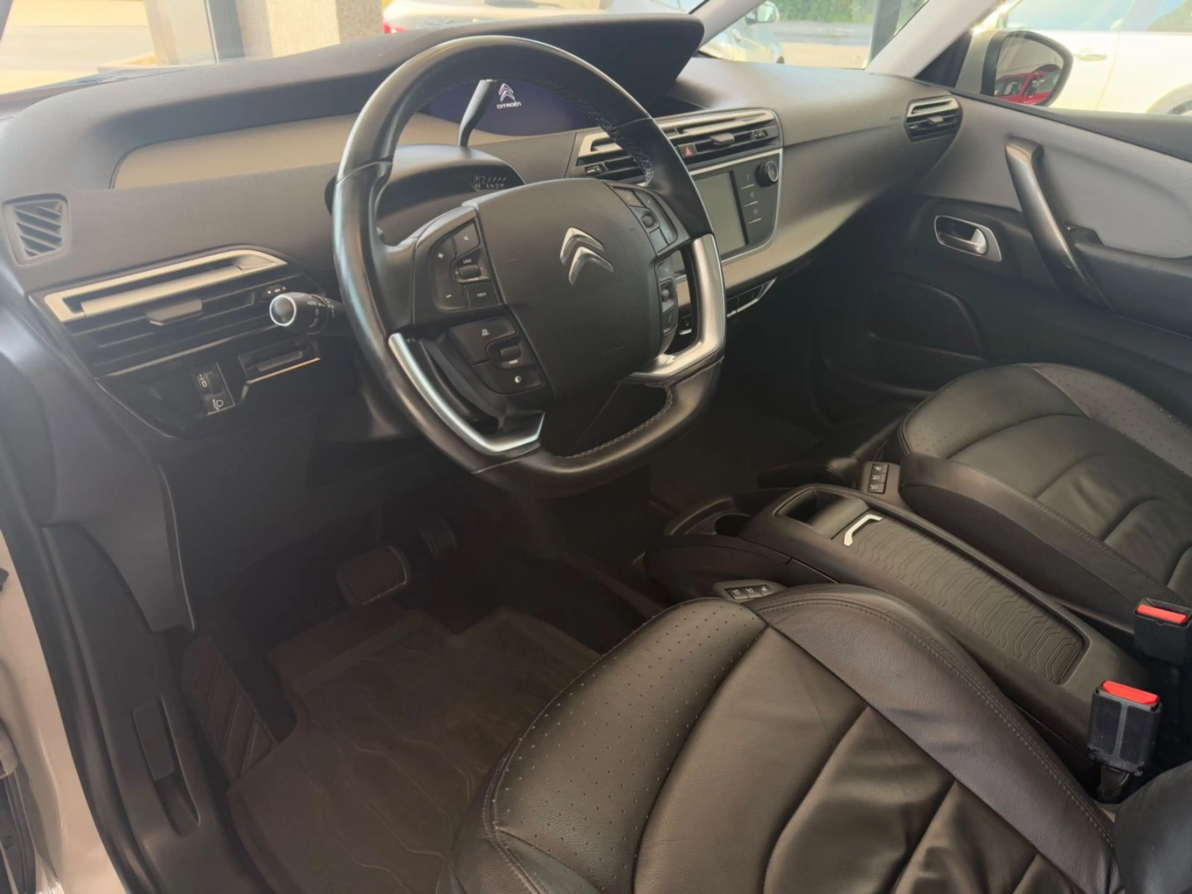 Citroen Grand C4 Picasso /Spacetourer Shine Auto. 7Sitze — photo 3