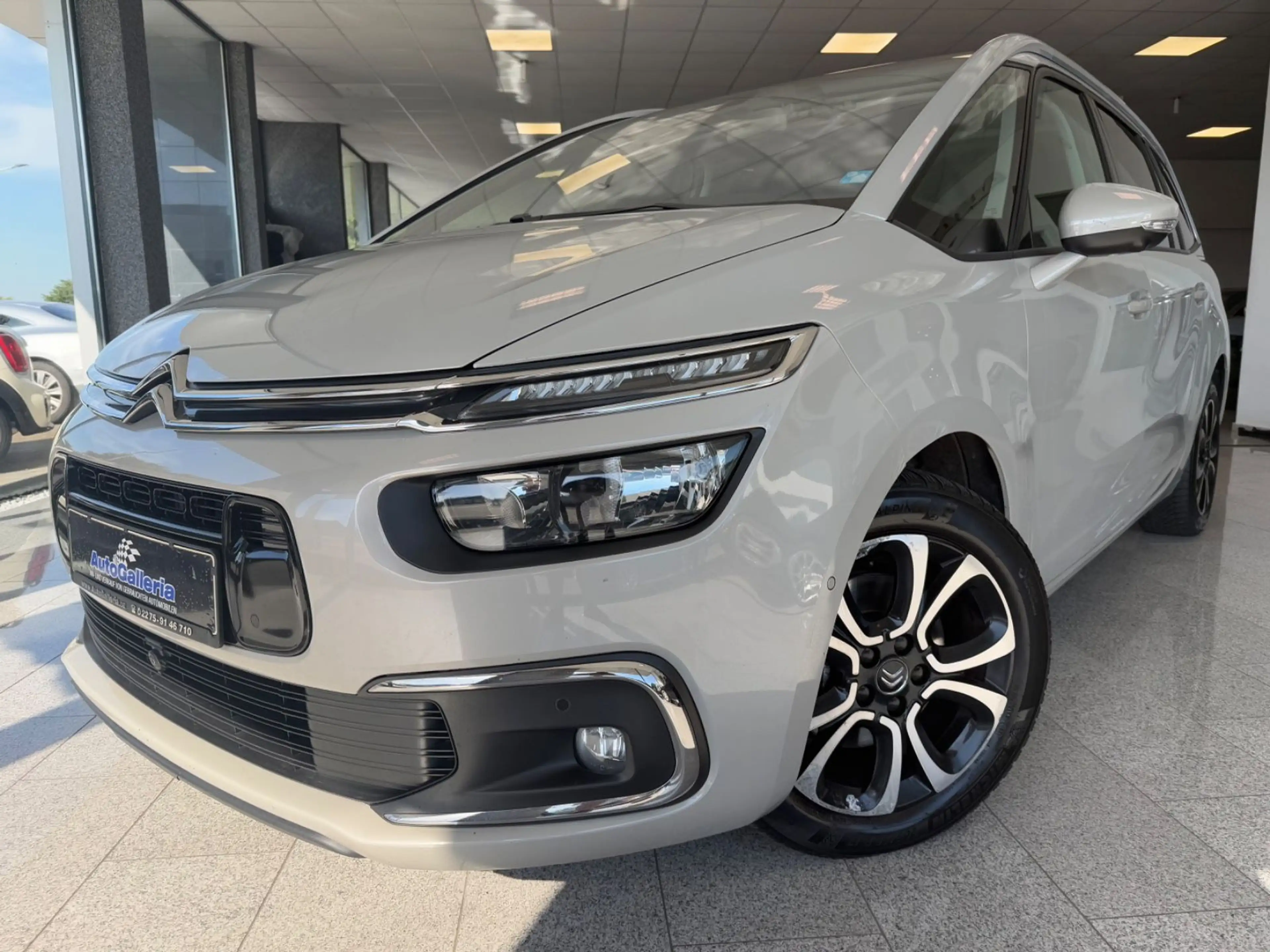 Citroen Grand C4 Picasso /Spacetourer Shine Auto. 7Sitze