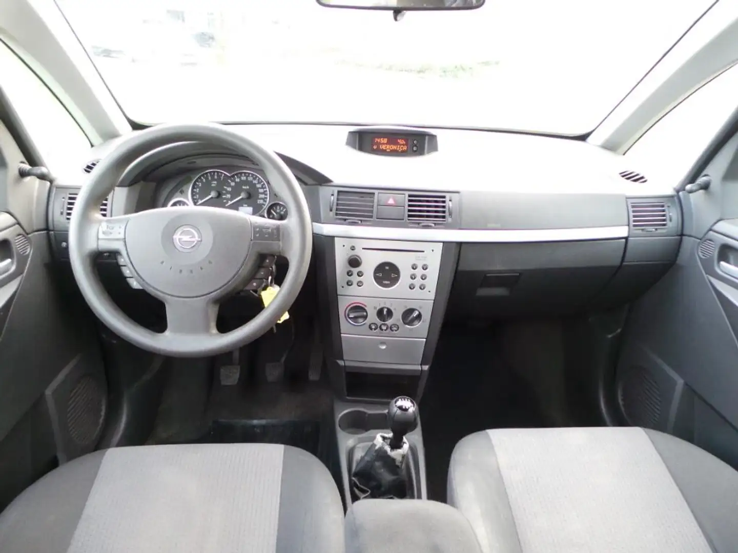 Opel Meriva 1.6-16V Enjoy ( AIRCO + INRUIL MOGELIJK ) Grijs - 2