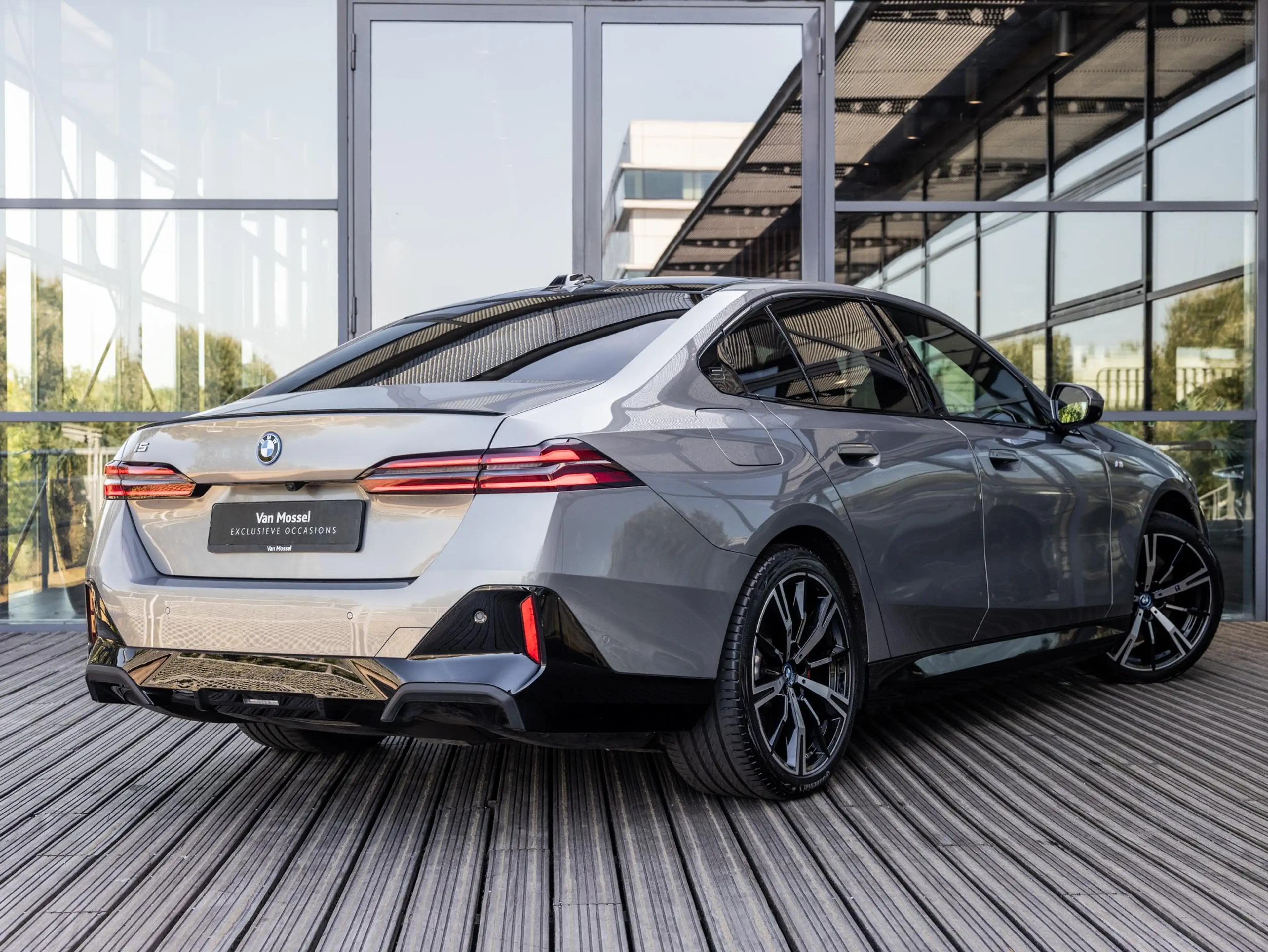 BMW i5 eDrive40 84 kWh | M-SPORT PRO | SOH 97 % | HARMAN — photo 7