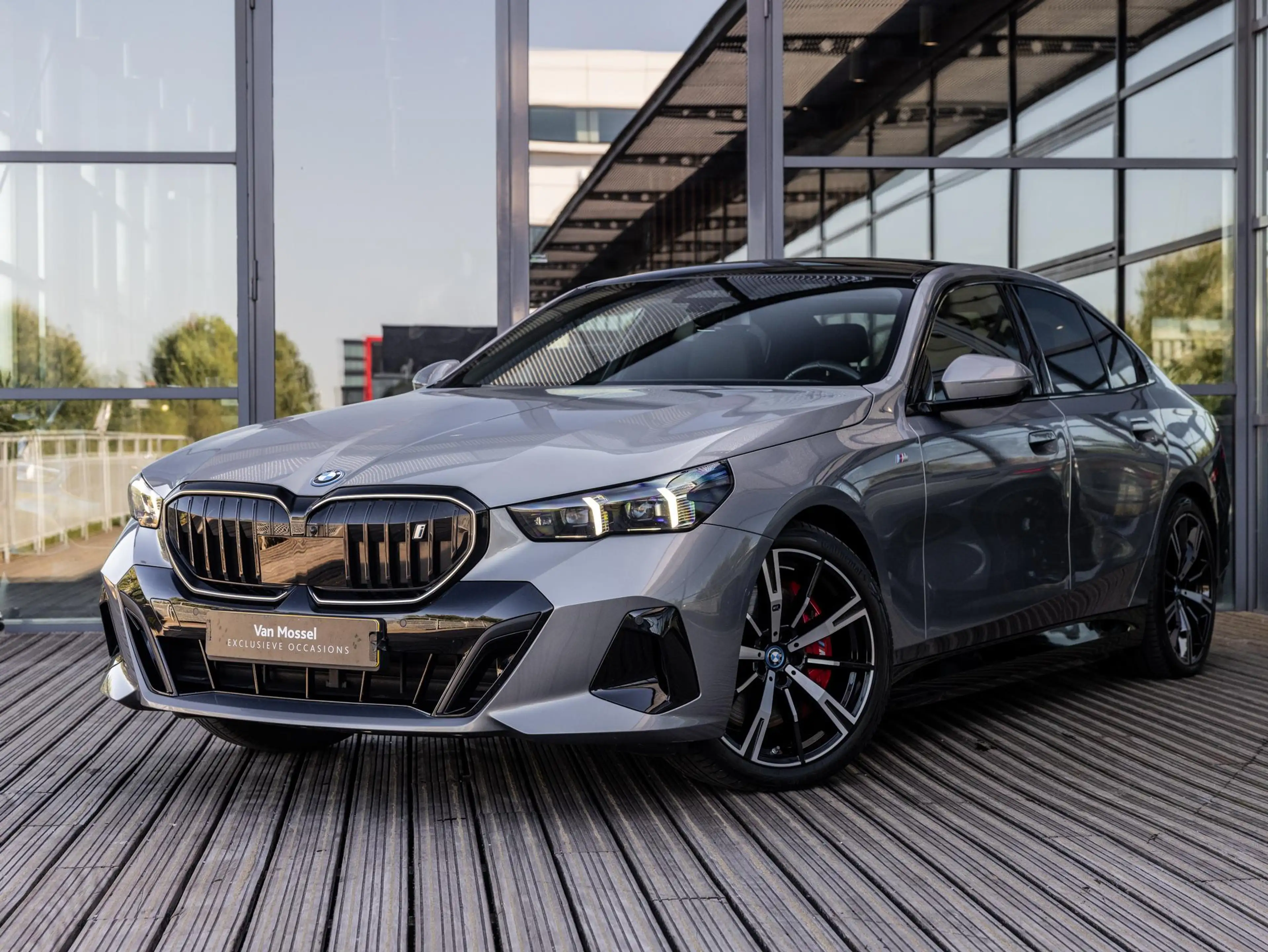 BMW i5 eDrive40 84 kWh | M-SPORT PRO | SOH 97 % | HARMAN — photo 9