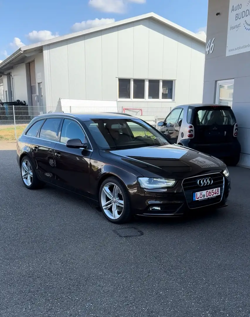 Audi A4 2.0 TDI DPF Ambiente - 1