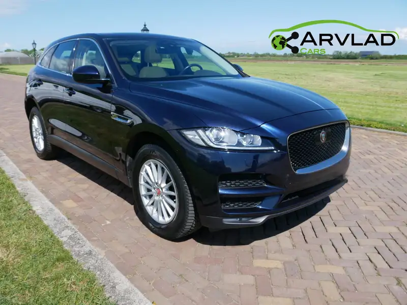JAGUAR F-pace