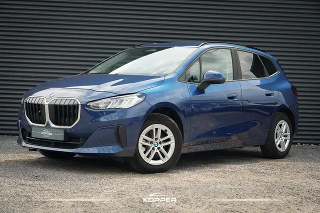 BMW 220 2-serie Active Tourer 220i / Aut / Navi / Trekhaak