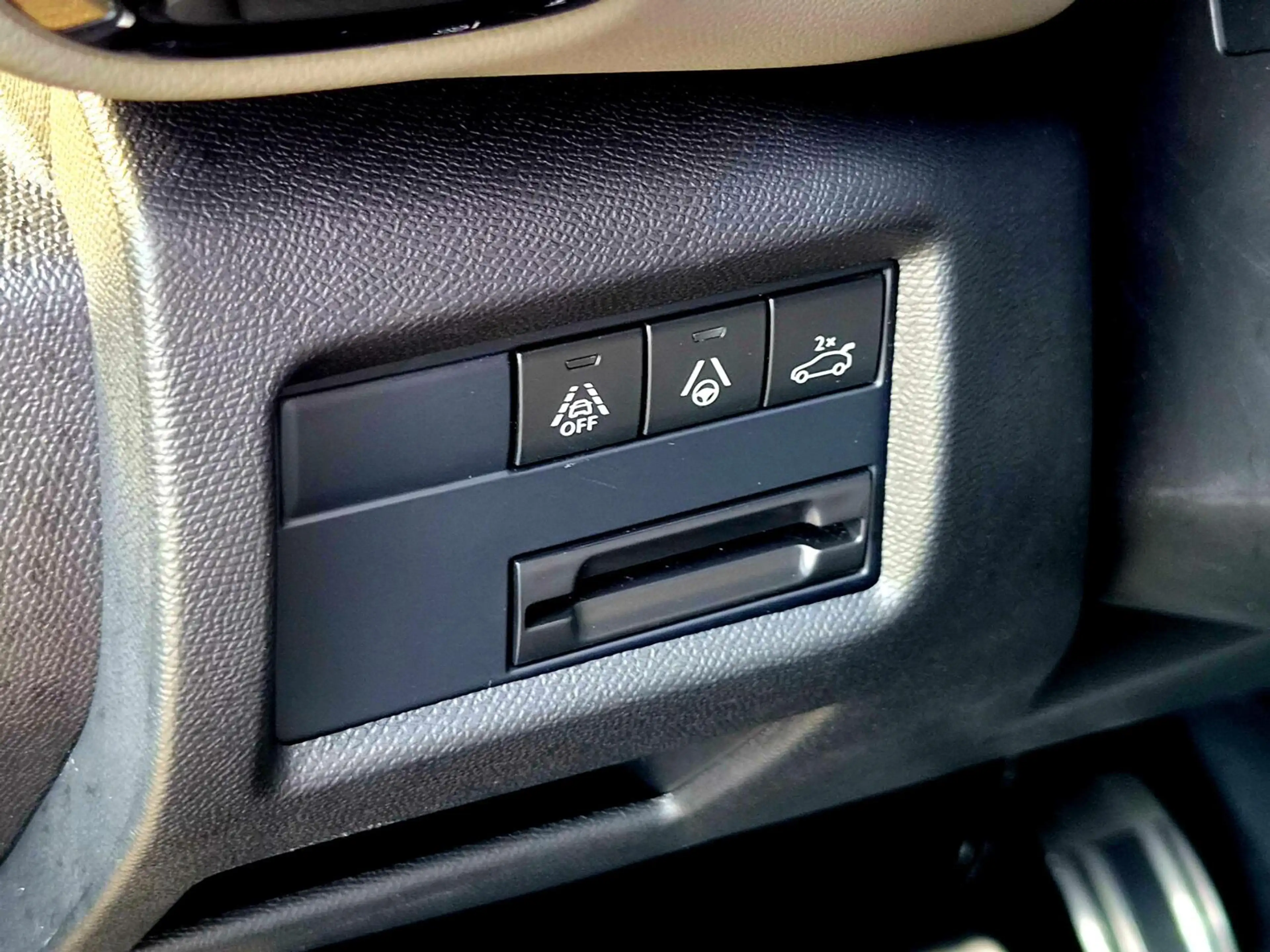 Citroen C5 Aircross 1.2T Shine Automaat |Nav|Cam|Pano|Carpl. — photo 26