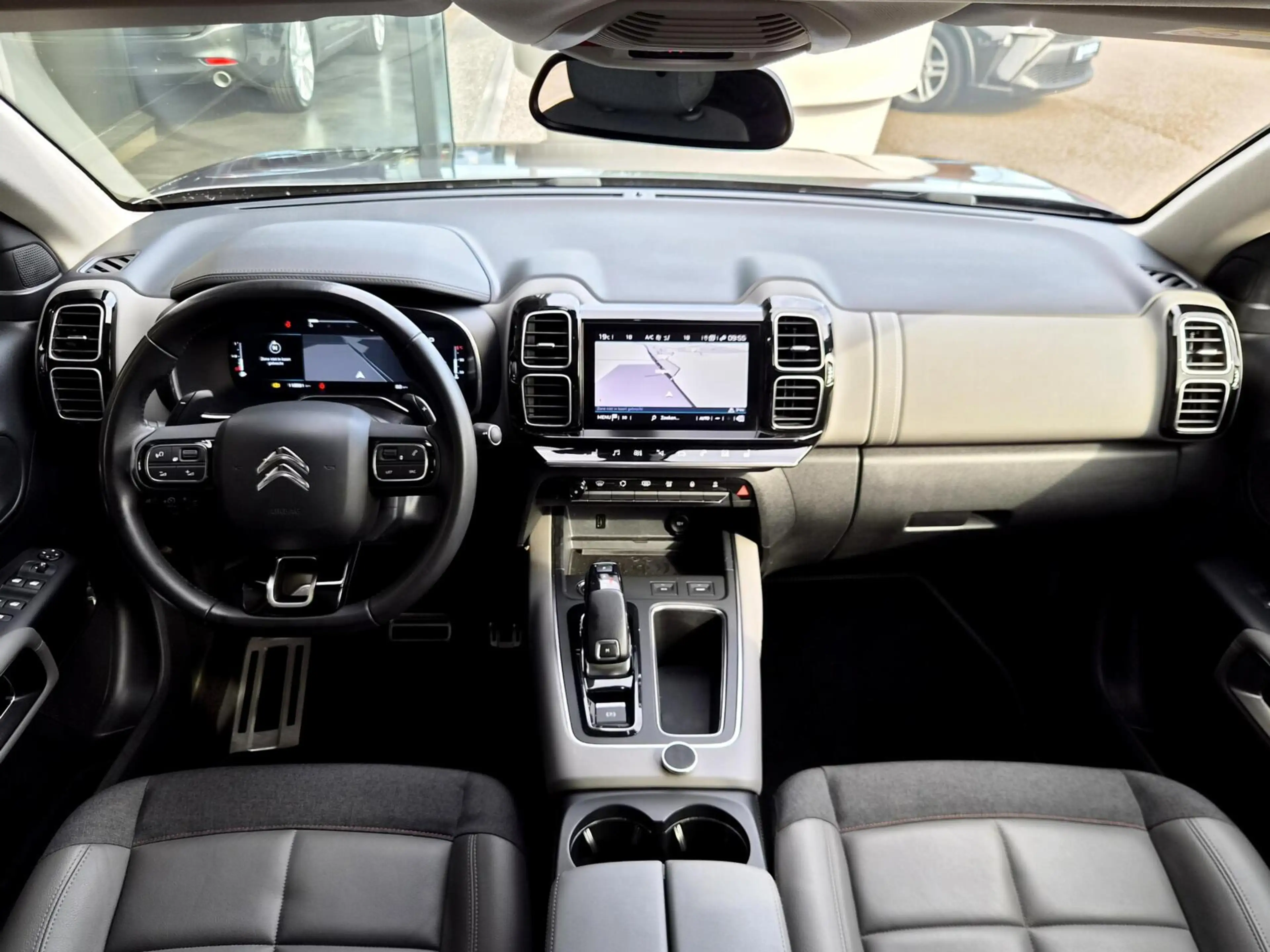 Citroen C5 Aircross 1.2T Shine Automaat |Nav|Cam|Pano|Carpl. — photo 6