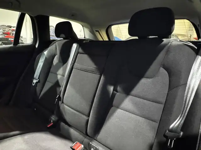 Volvo V60 view 5