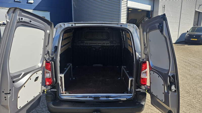 Peugeot Partner 1.5 BlueHDi 100 S&S L1 — photo 9