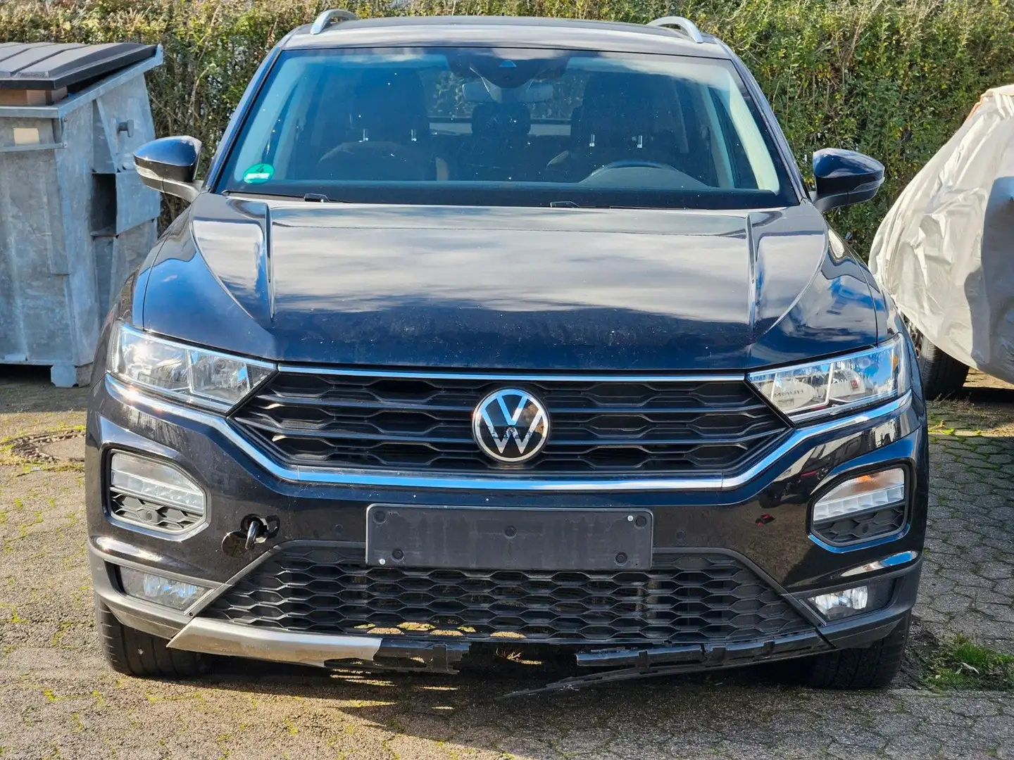 Volkswagen T-Roc Active 1.5 TSI DSG AHK#Virtual#Navi#R-CAM Schwarz - 2
