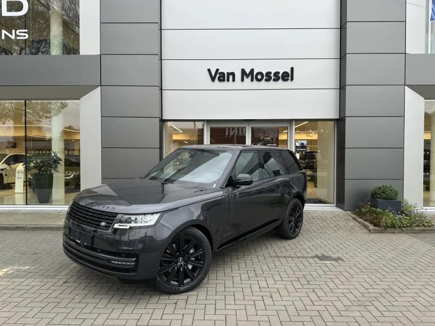 Land Rover Range Rover SWB P460e HSE AWD Auto. 25MY Grijs - 1