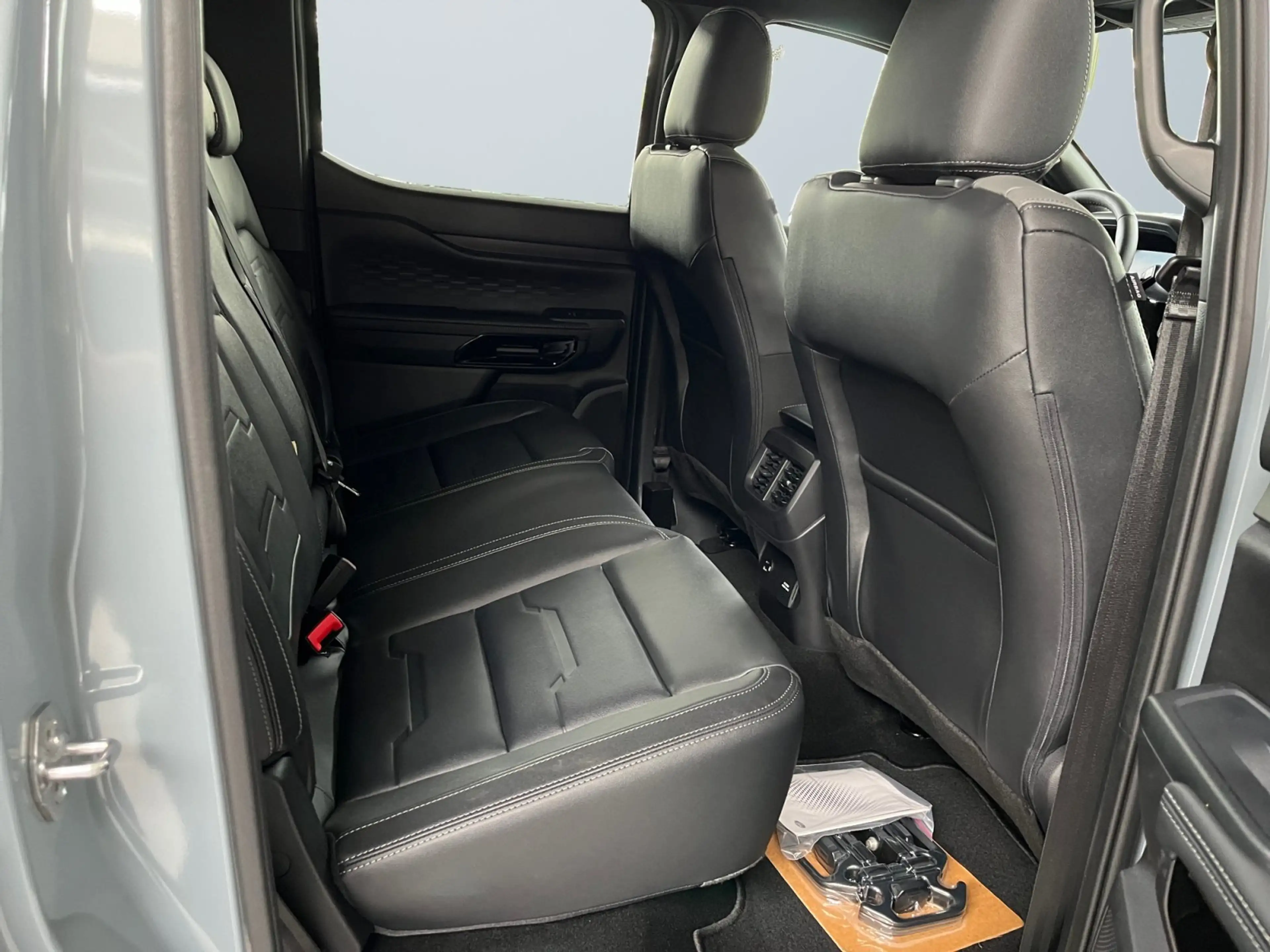 Ford Ranger Limited 3.0 V6 Ecoblue 4x4 Gelände Paket — photo 11