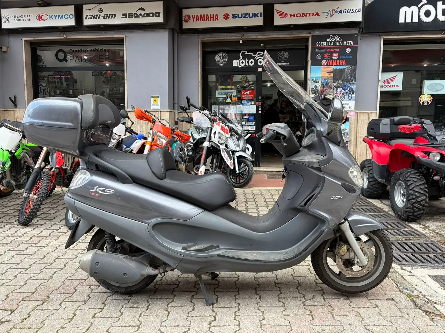 Piaggio X 9 200 Evolution Gris - 1