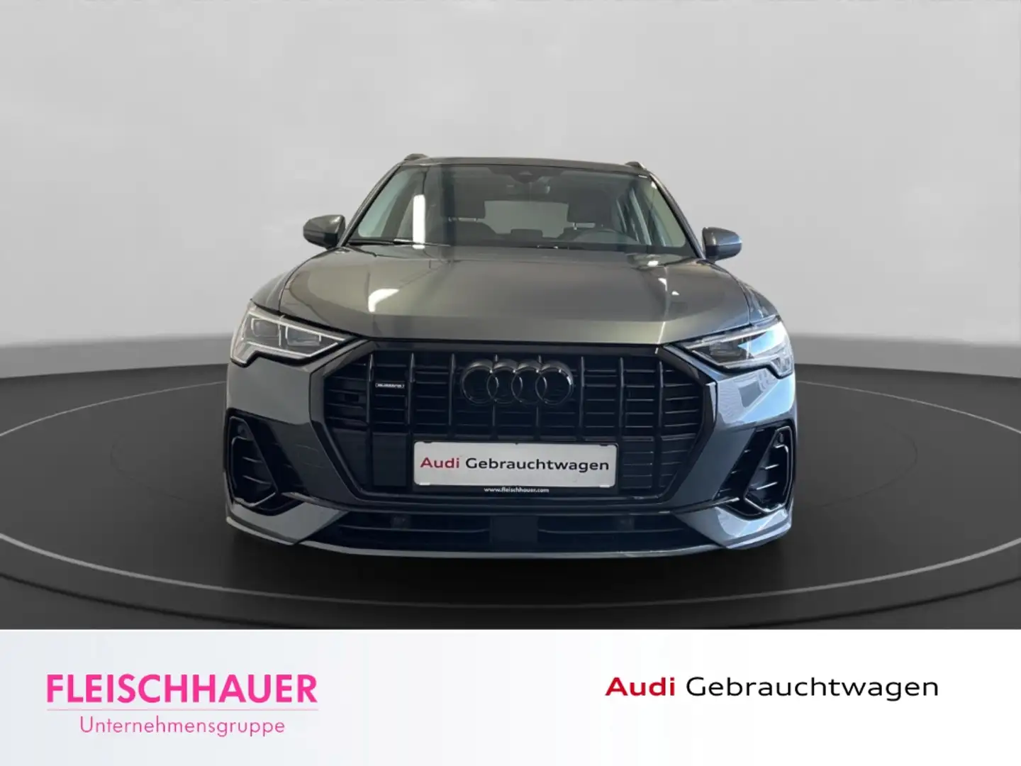 Audi Q3 45 TFSI quattro S line LED Pano Navi El. Heckklapp Grau - 2