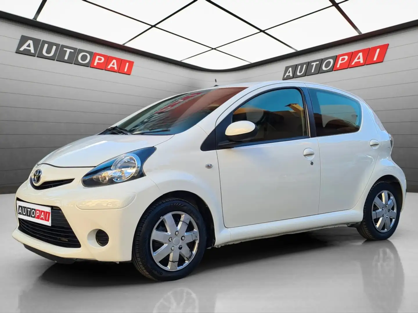 Toyota Aygo 1.0 VVT-i Live Bianco - 1
