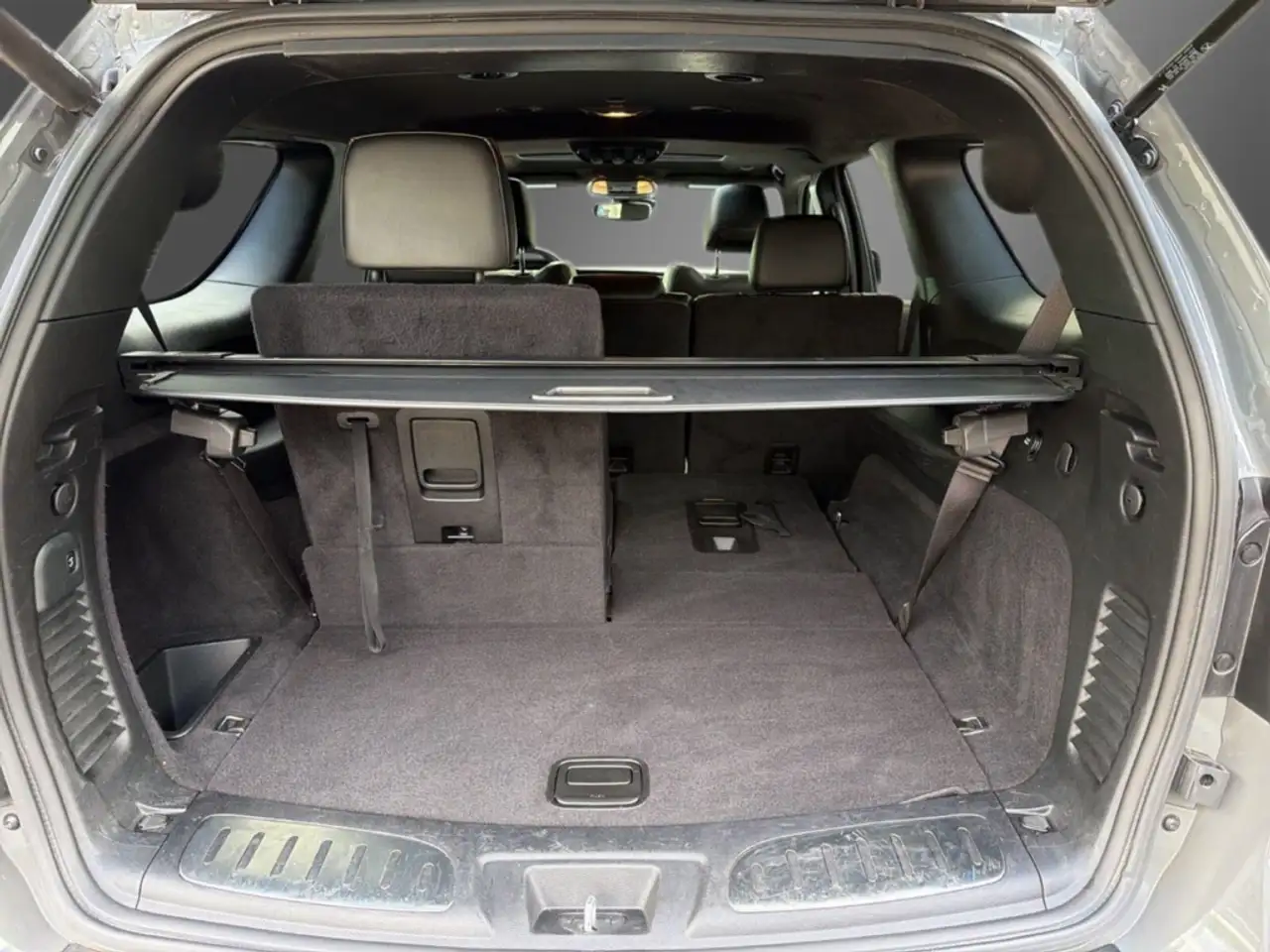 Dodge Durango 2023 — фото 12