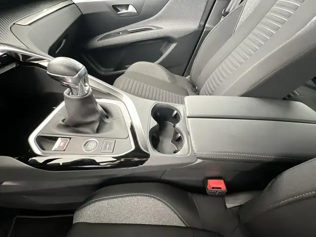 Peugeot 3008 view 14