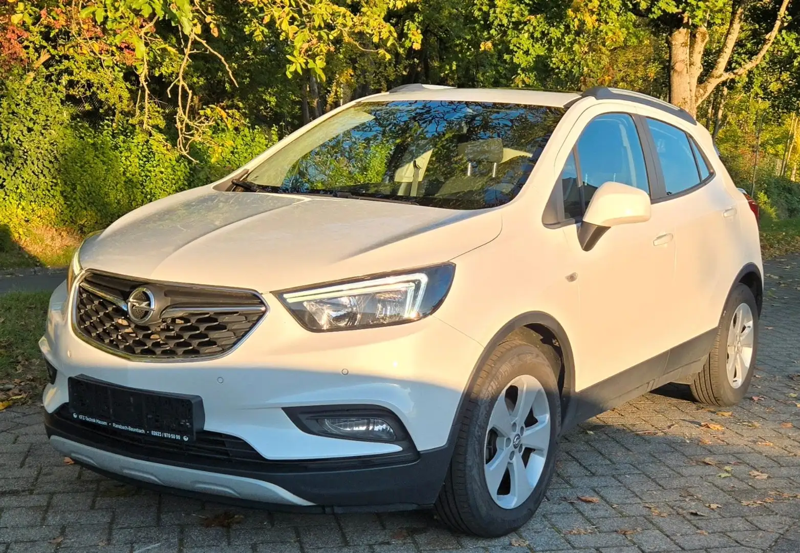 Opel Mokka X Weiß - 1
