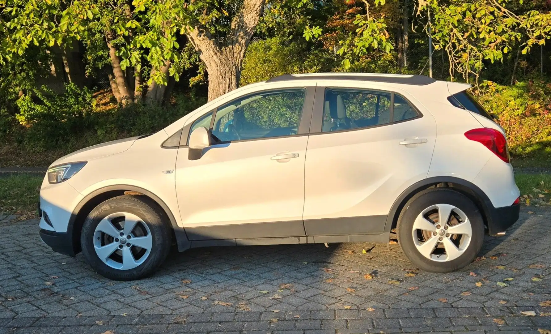 Opel Mokka X Weiß - 2