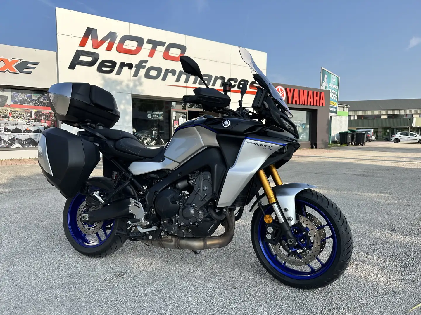 Yamaha Tracer 9 GT Gris - 1