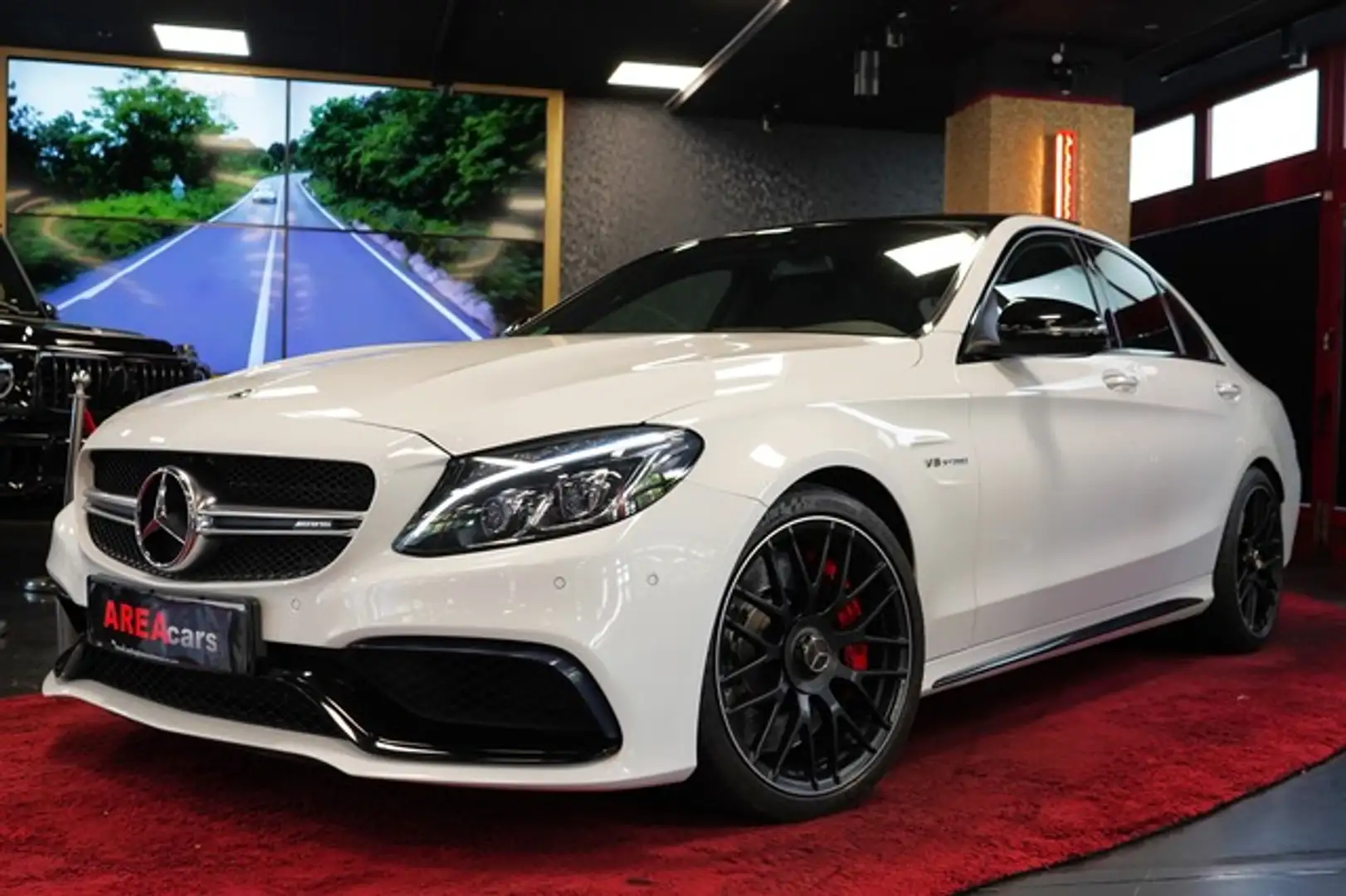Mercedes-Benz C 63 AMG S *PANO*SHTZHZG*KAM* Biały - 1