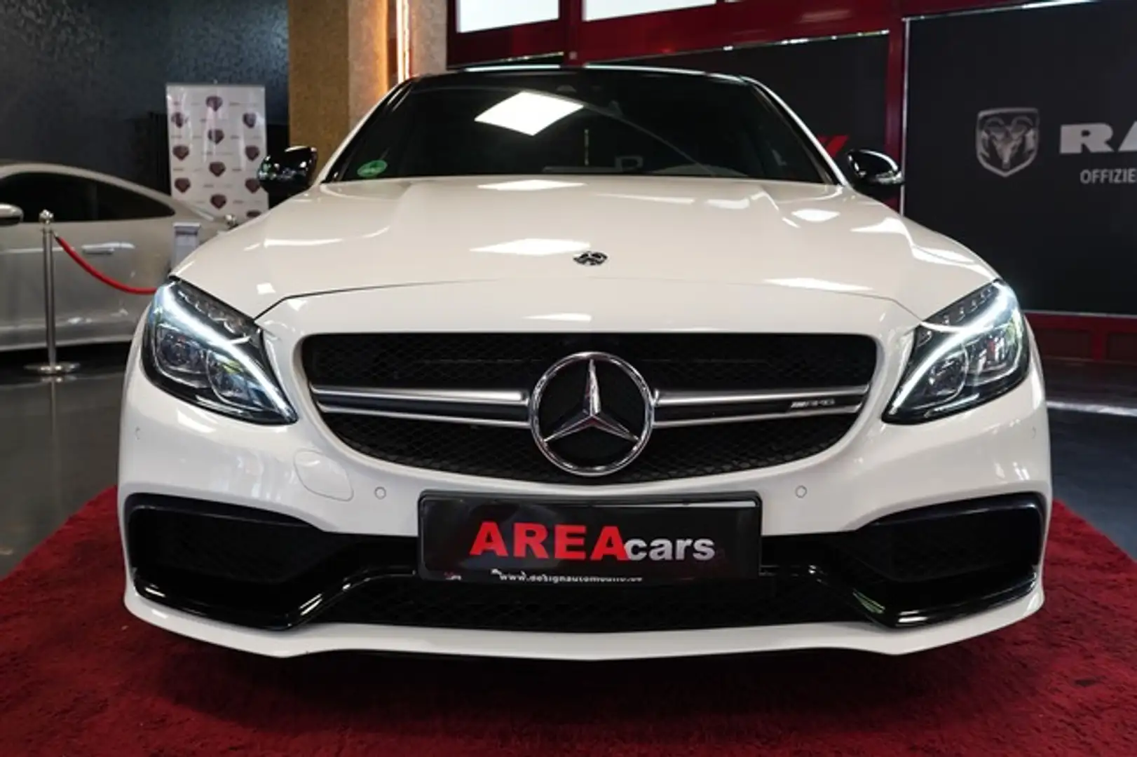 Mercedes-Benz C 63 AMG S *PANO*SHTZHZG*KAM* Weiß - 2