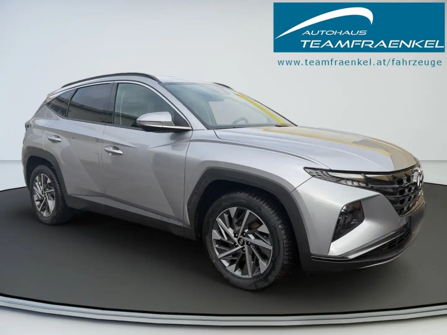Hyundai TUCSON NX4 Smart Line 1,6 T-GDi 2WD t1bs0-P4-O3 Silber - 2