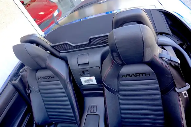 Abarth 124 Spider view 12