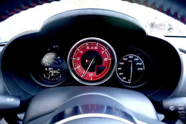 Abarth 124 Spider view 9