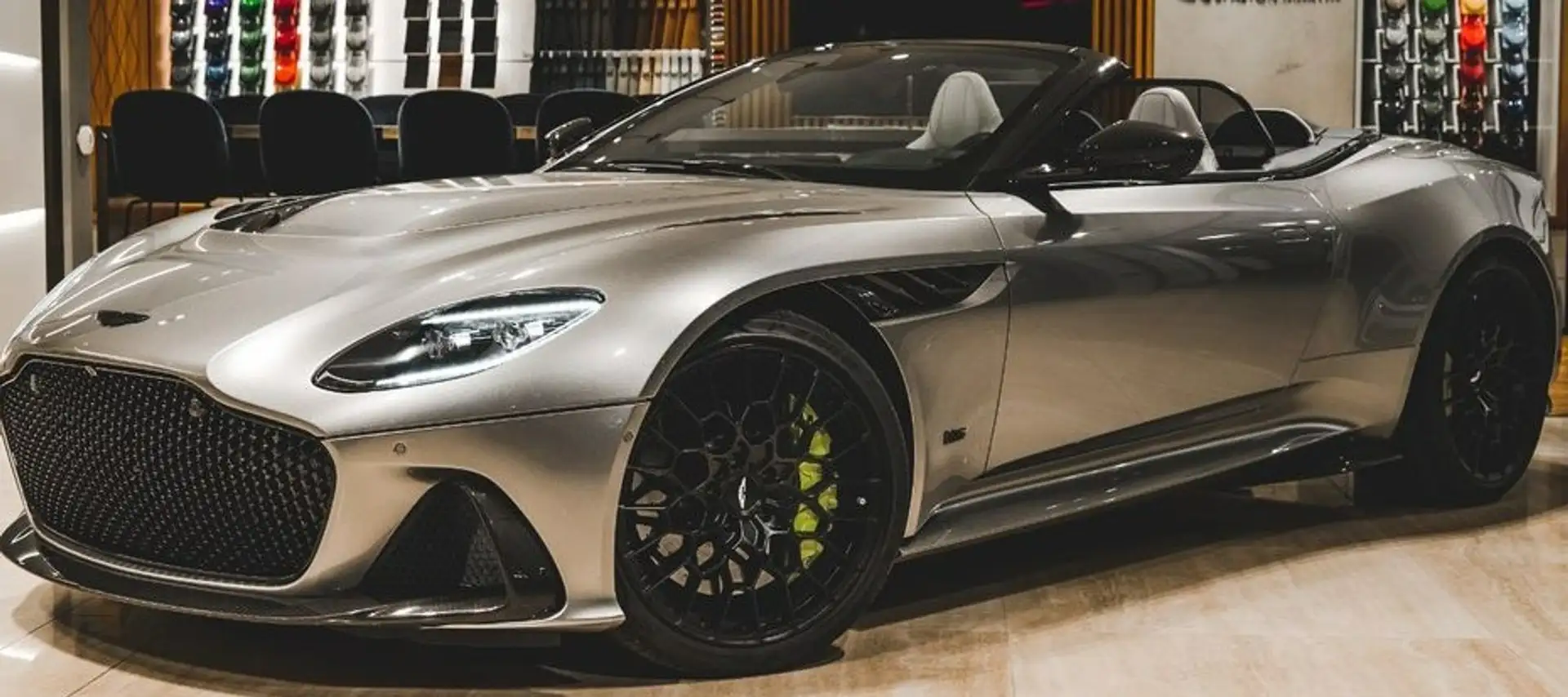 Aston Martin DBS Superleggera Volante Plateado - 2