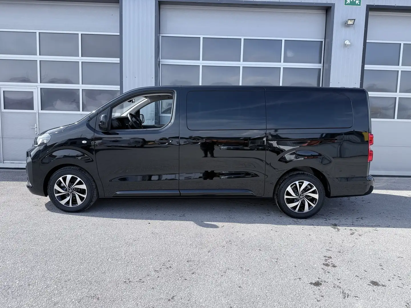 Fiat Ulysse L3 2.2 180 Diesel AT ACC LED Totwinkel Negro - 2