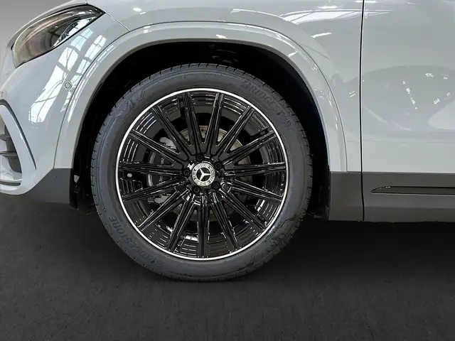 Mercedes-Benz Gla Class view 7