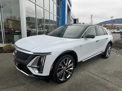 White 2026 Cadillac LYRIQ Signature Luxury AWD SUV / Crossover All-Wheel Drive Automatic