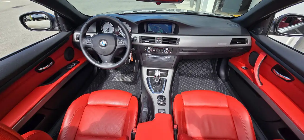 BMW 3 Series снимка BMW 3 Series