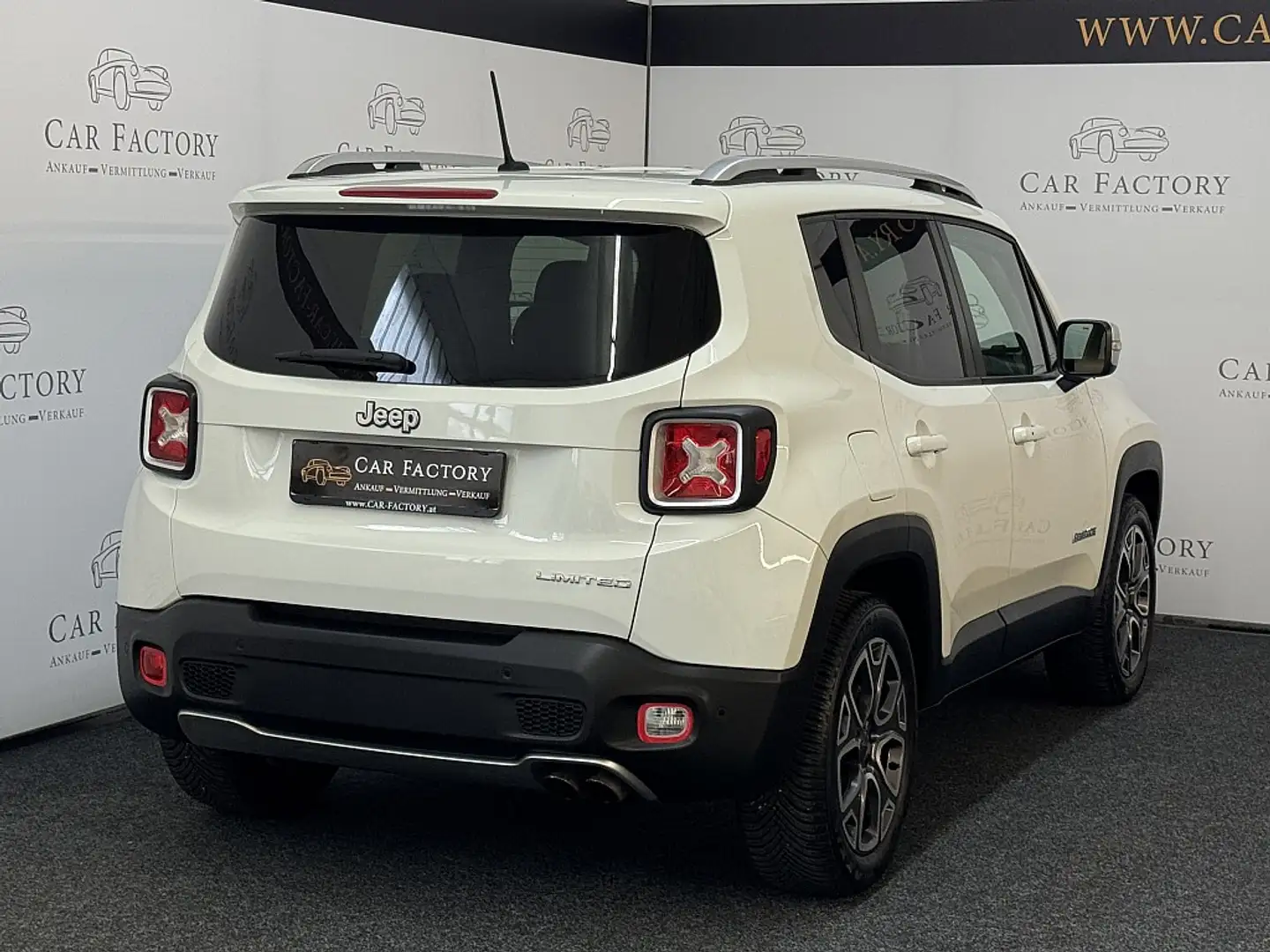 Jeep Renegade 1,4 Multiair2 140 Limited Weiß - 2