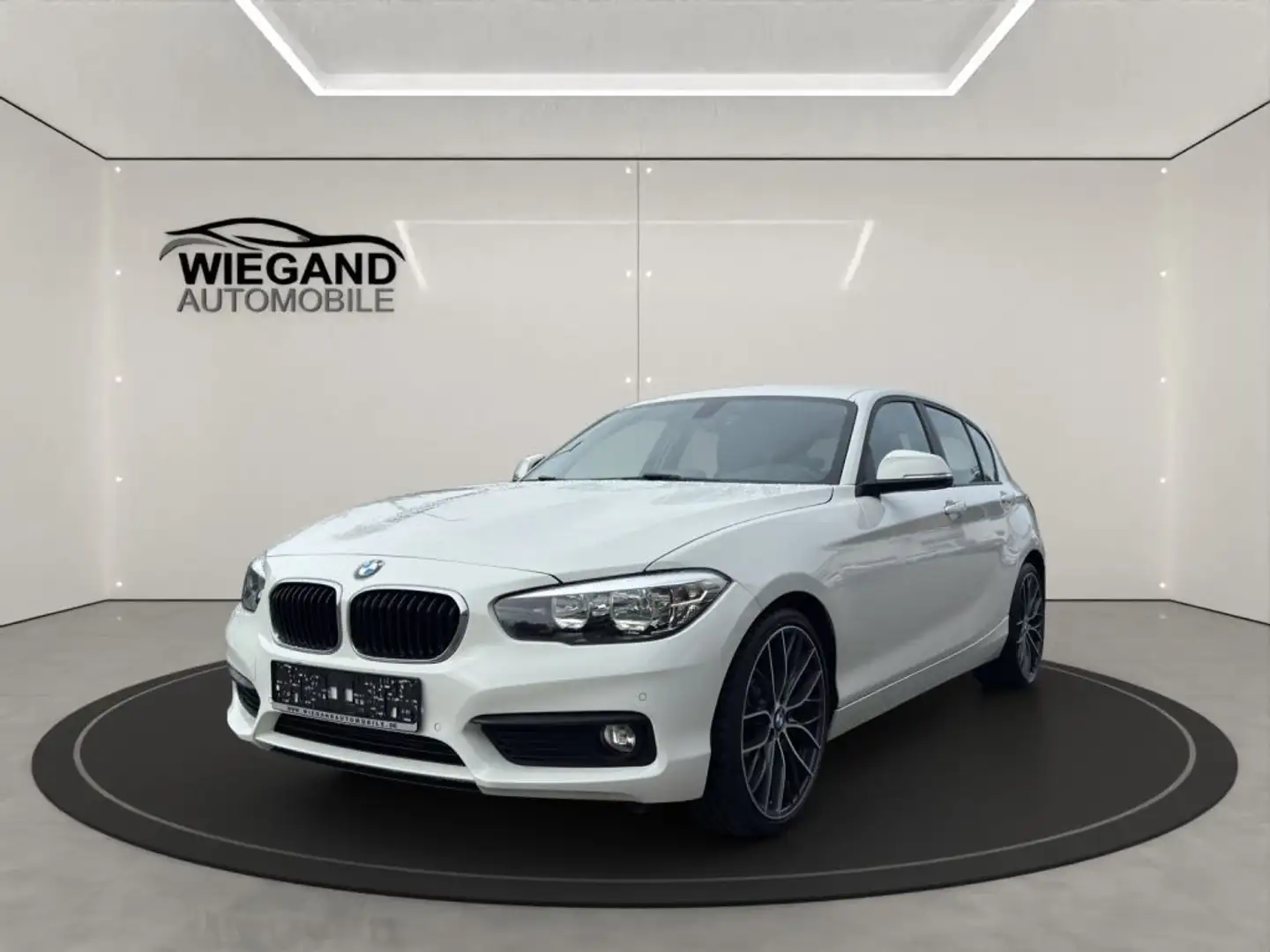 BMW 118 i ADVANTAGE+BUSINESS+KLIMAAUT+PDC+LICHTPAKET Bianco - 1