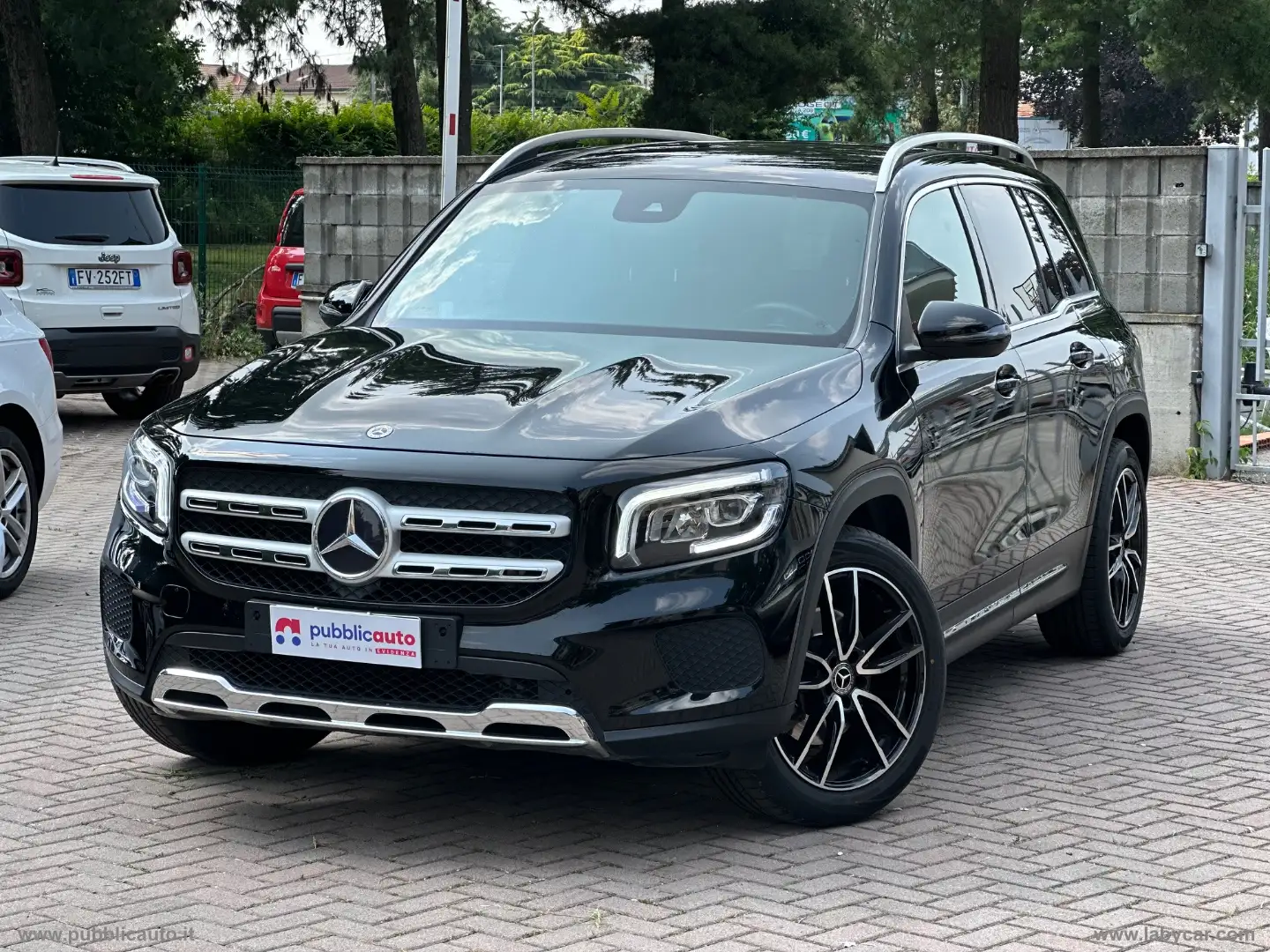 Mercedes-Benz GLB 200 GLB 200 d Automatic 4Matic Sport Plus Nero - 1
