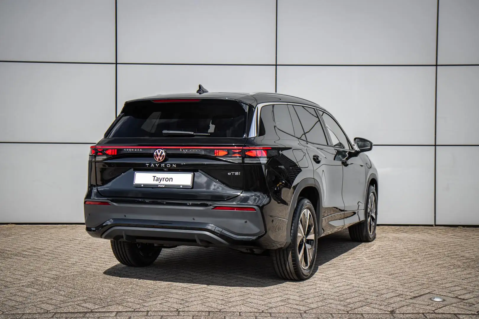 Volkswagen Tayron 1.5 eTSI 150pk Life Edition 7p. | Trekhaak | Stoel Zwart - 2