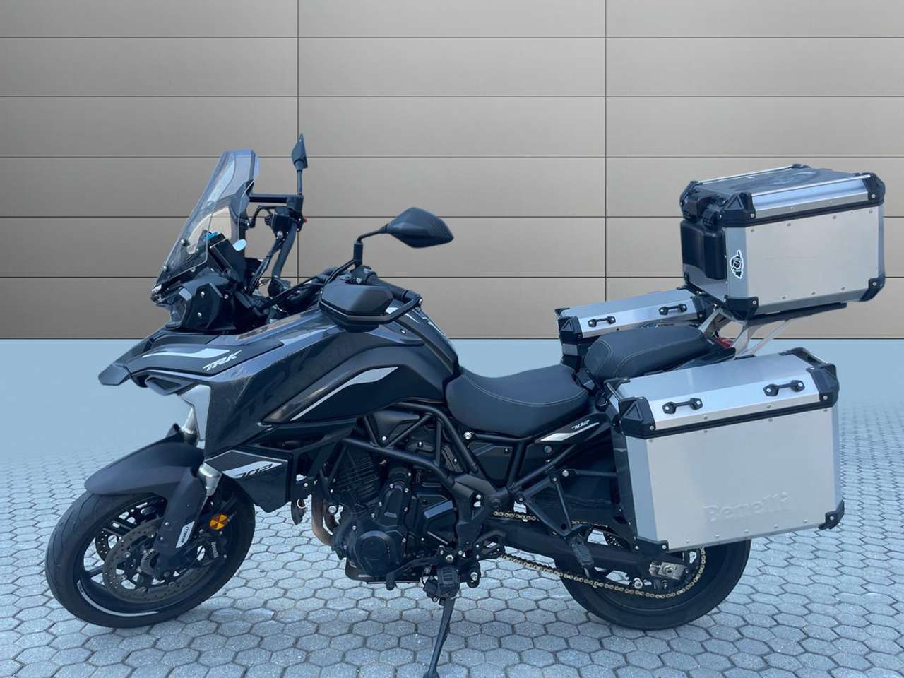 Benelli Others 702 abs my23