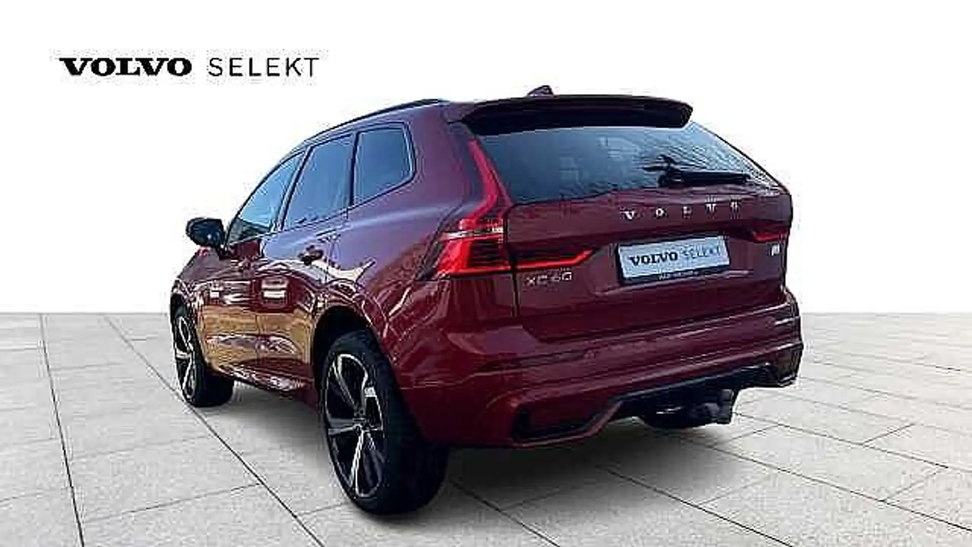 Volvo XC60 Recharge Ultimate Dark, T8 AWD Plug in Hybride Rood - 2