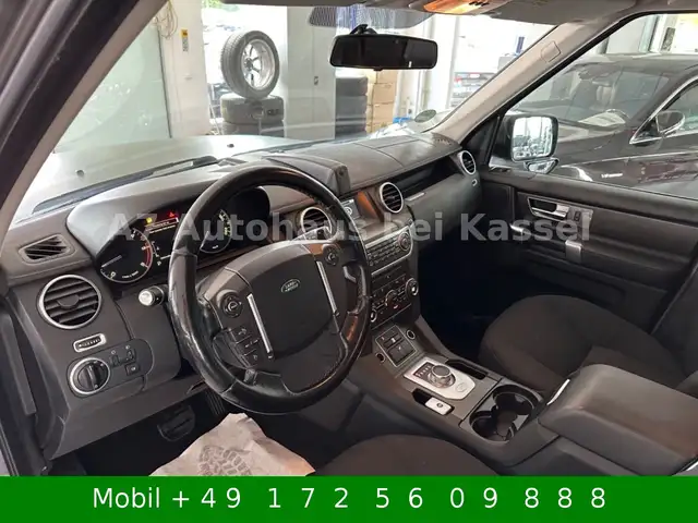 Land Rover Discovery 4 view 10