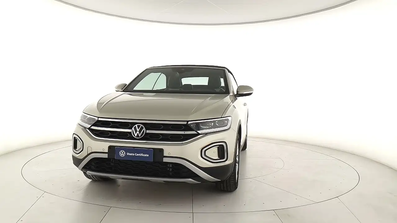 Volkswagen T-Roc Cabriolet 1.5 TSI ACT Style — photo 1 of 15