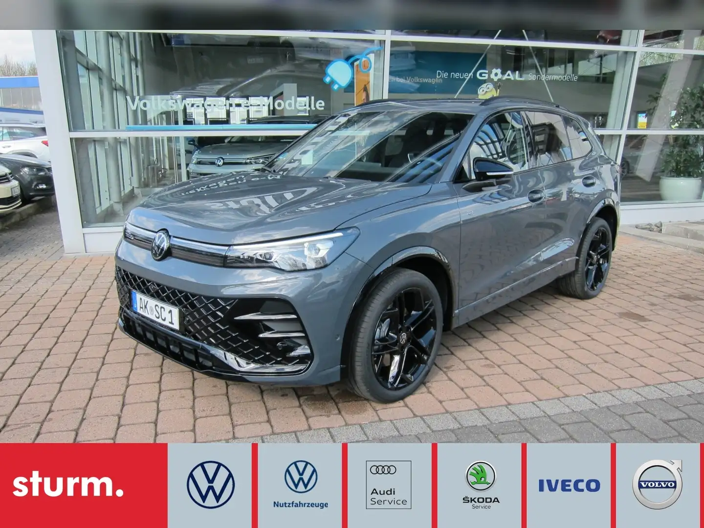 Volkswagen Tiguan 2.0 TDI DSG 4Motion R-Line *Matrix, AHK, Black St Grau - 1