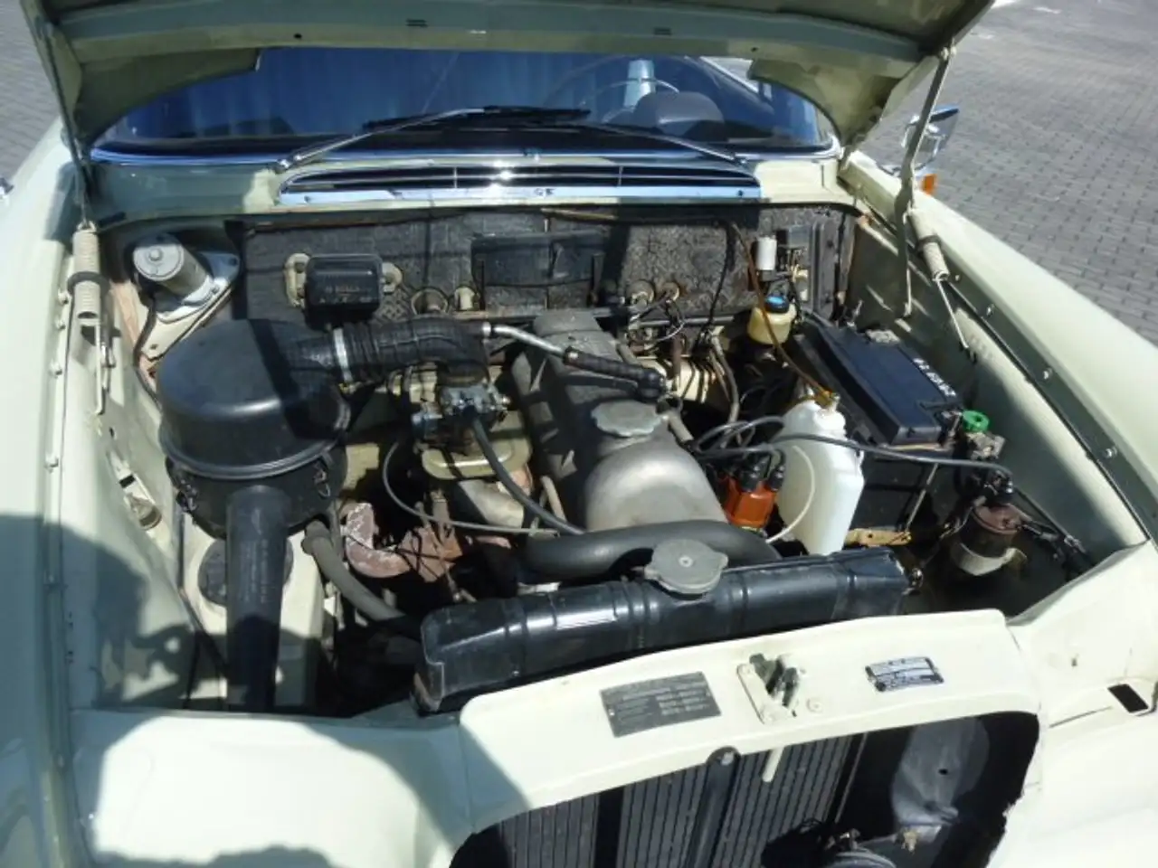 Mercedes-Benz 190c, foto 12