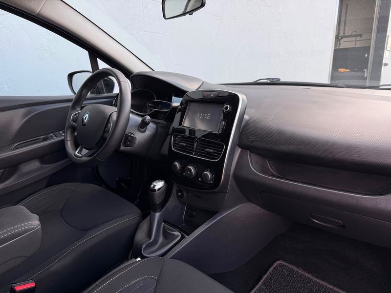 Renault Clio 0.9 TCe Limited - Navigatie — photo 7